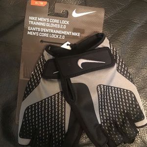 Nike training gloves size XL